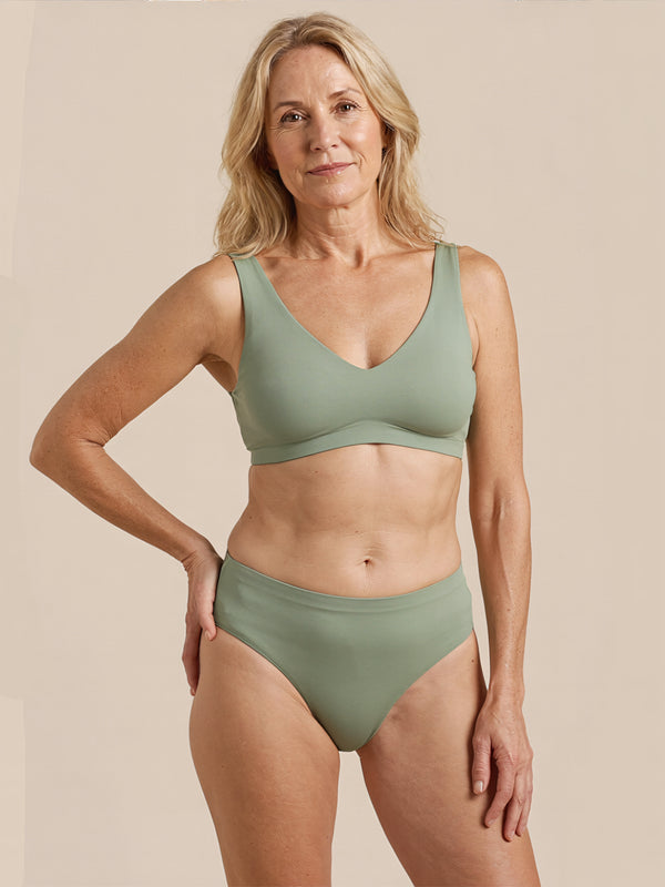 High Waist Brief | Kraftig urinlækage | Ultra blød & sømløs | 100% lækagesikker & Økologisk Bomuld | Grøn