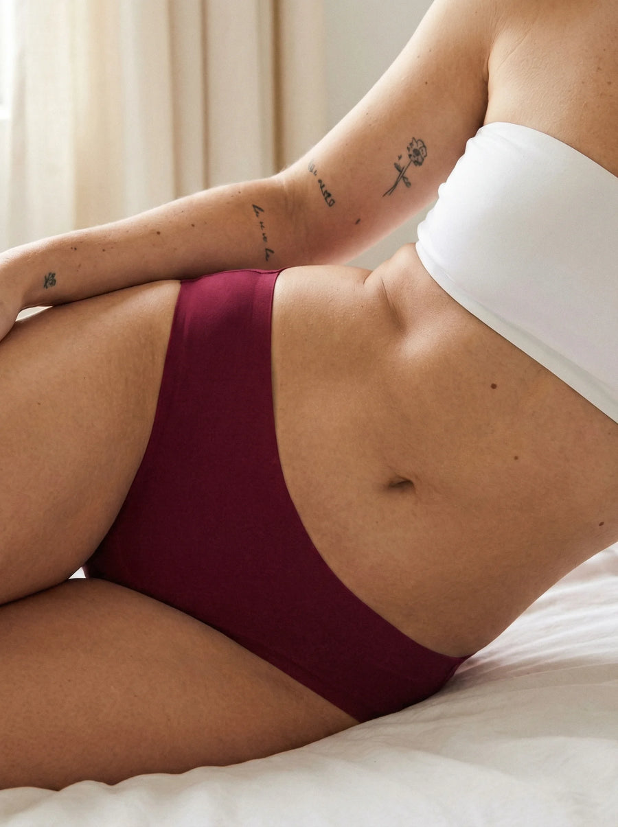 Classic 2.0 Brief | 100% lækagesikker, dag & nat | Rød | Menstruationstrusser Oendies