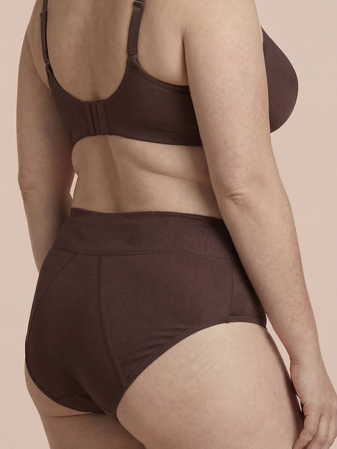 Classic Brief | 100% lækagesikker, dag & nat | Chokolade | Menstruationstrusser