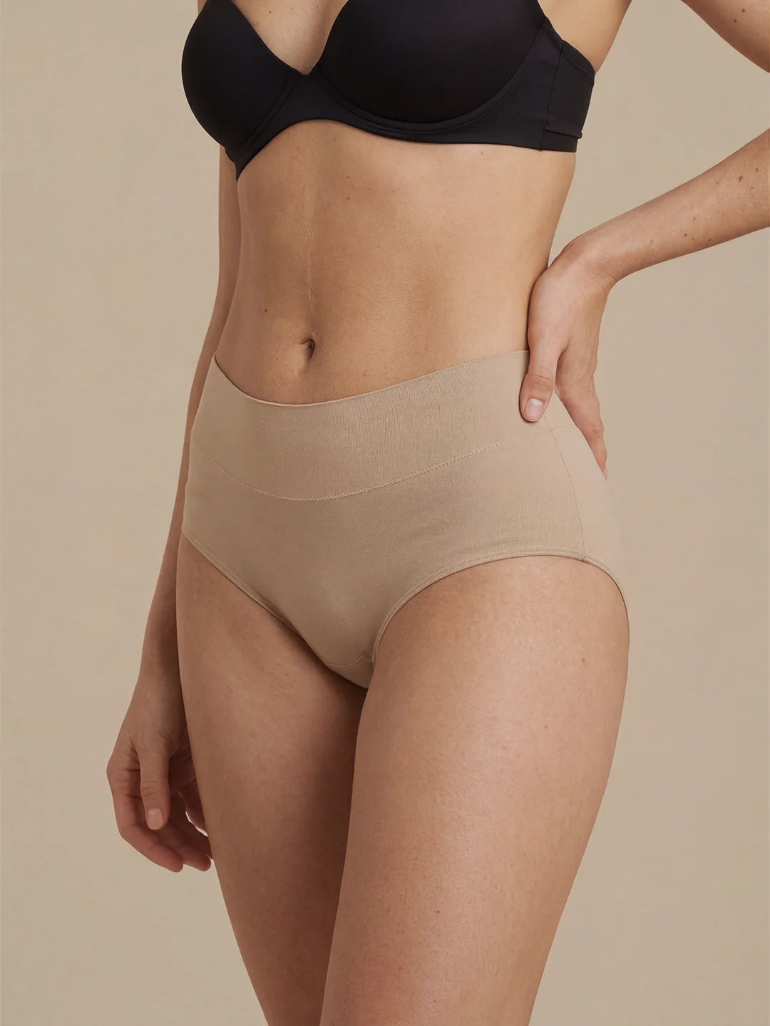 Huggster Brief | 100% lækagesikker, dag & nat | Abrikos | Menstruationstrusser Oendies