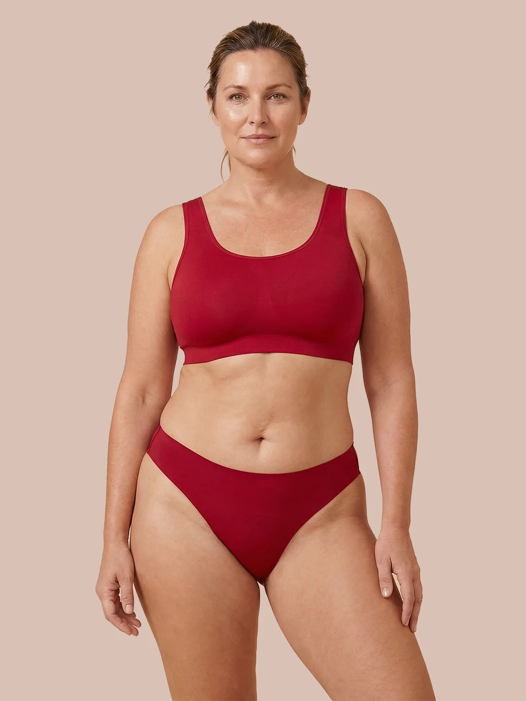 Sømløs Brazilian | Let urinlækage | Ultra blød & sømløs | 100% lækagesikker & økologisk bomuld | Rød