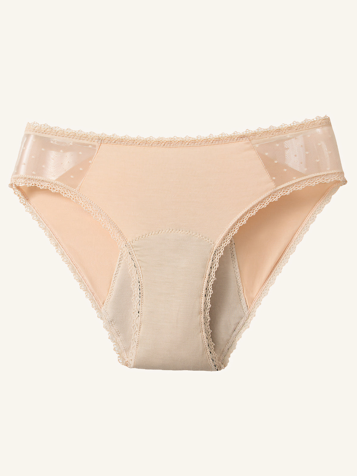 Menstruatie ondergoed apricot, losse everyday brief in vooraanzicht tegen een lichte achtergrond