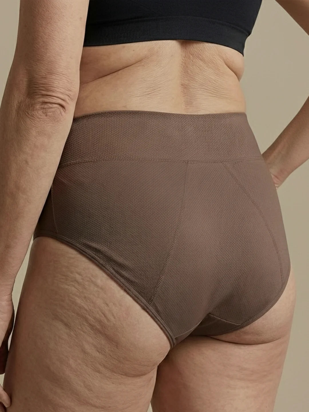 Huggster Brief | 100% lækagesikker, dag & nat | Sort | Menstruationstrusser