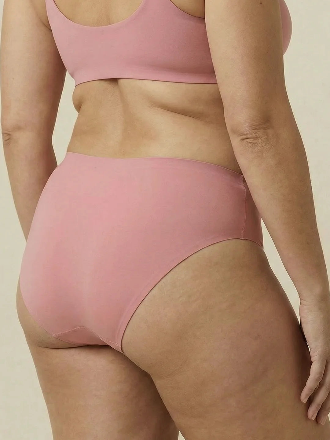 High Waist Brief | Kraftig urinlækage | Ultra blød & sømløs | 100% lækagesikker & økologisk bomuld | Lyserød