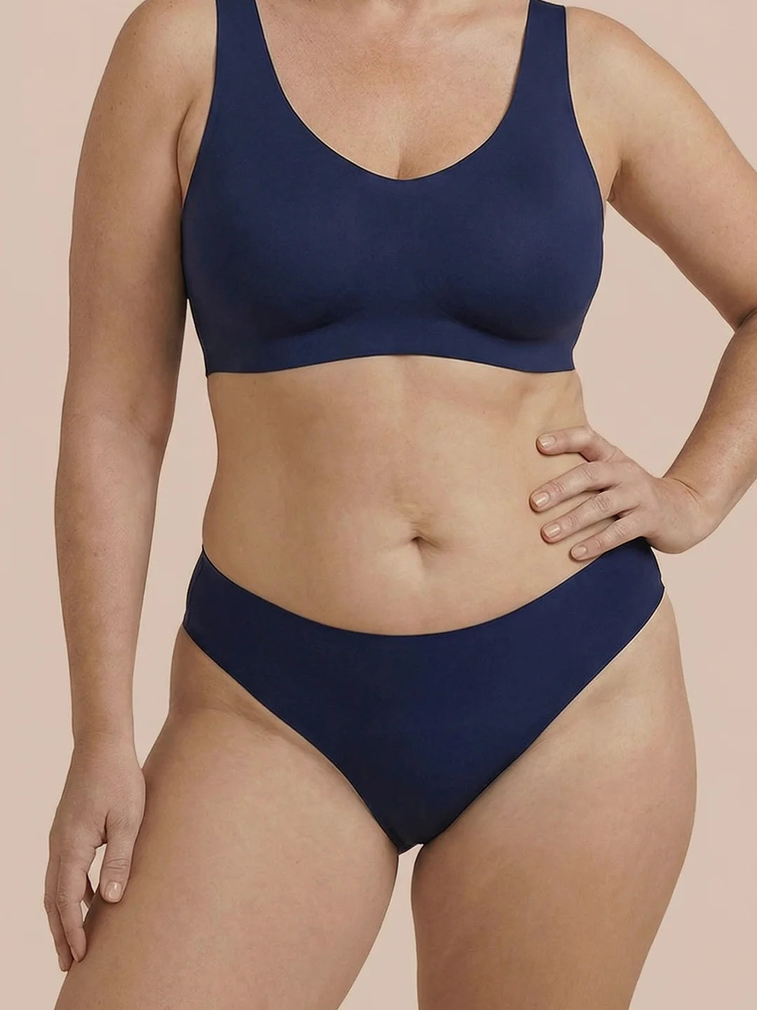 Sømløs Brazilian | Let urinlækage | Ultra blød & sømløs | 100% lækagesikker & økologisk bomuld | Blå | Menstruationstrusser