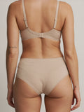 Menstruatie ondergoed apricot, everyday brief gedragen van achteren
